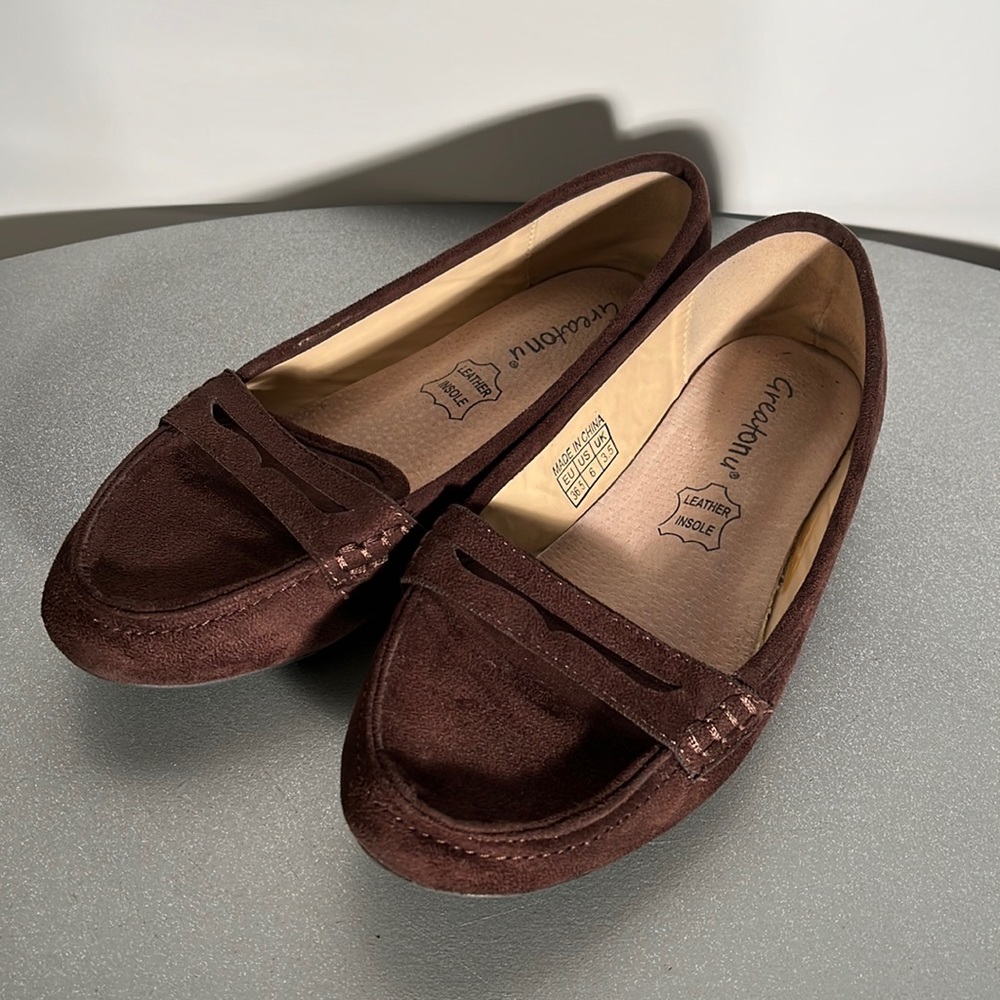 Great on u Size 6 Brown Suede Material Leather Insoles womens flats loafers